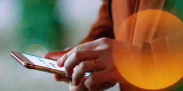 Digital Decluttering: Reduce Screen Time by 15% This Month - Cover Image