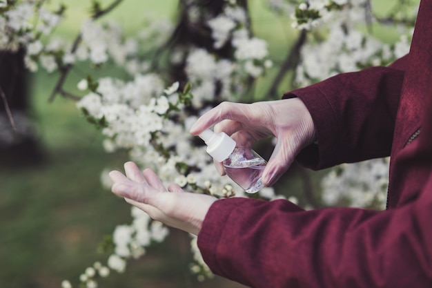 The Power of Scent: Choosing a Perfume That Reflects You