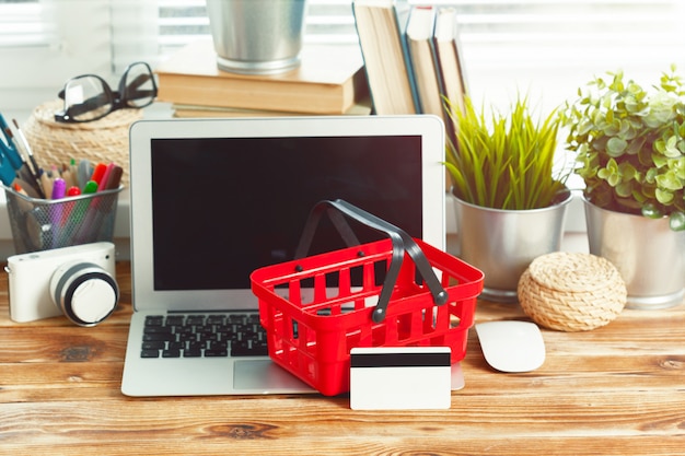 New Law Alert: Understanding the 2025 Online Sales Tax Laws